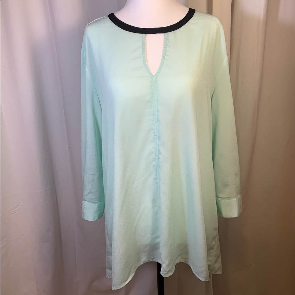 New York & Company Mint Green Tunic Top